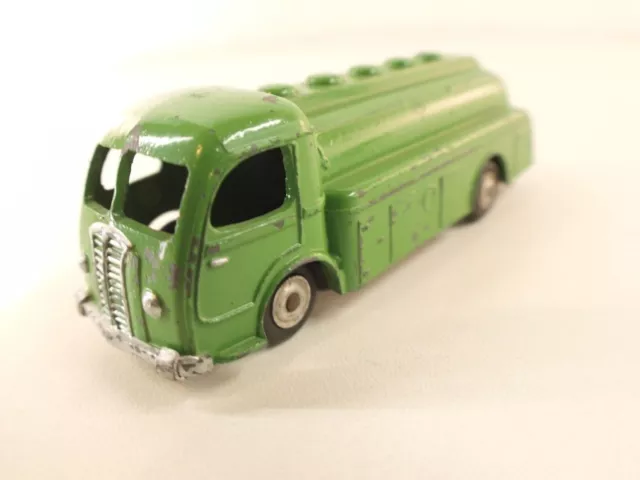 CIJ France 3.20 camion Panhard Citerne repeint