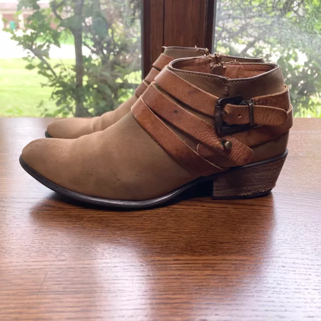 STEVE MADDEN Regennt Boot Womens 7.5 Brown Leather Strappy Ankle Bootie Shoe 916