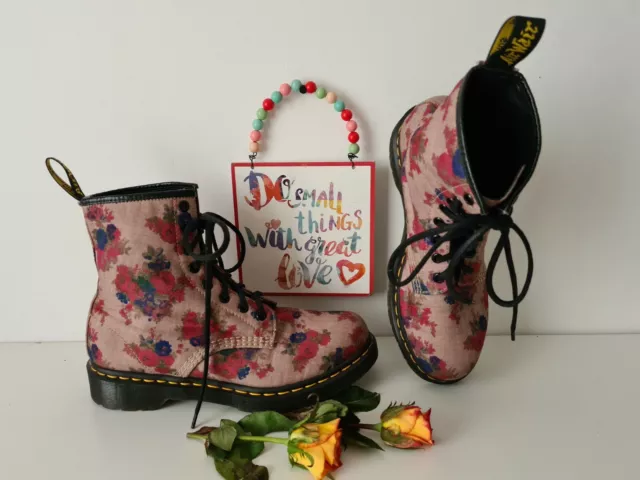 Dr martens meadow flowers cheap