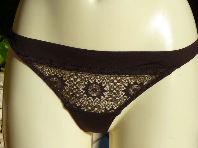 String Andres Sarda Modèle Barbican Noir - Taille FR42/EU42/UKL - Neuf Avec Étiquettes