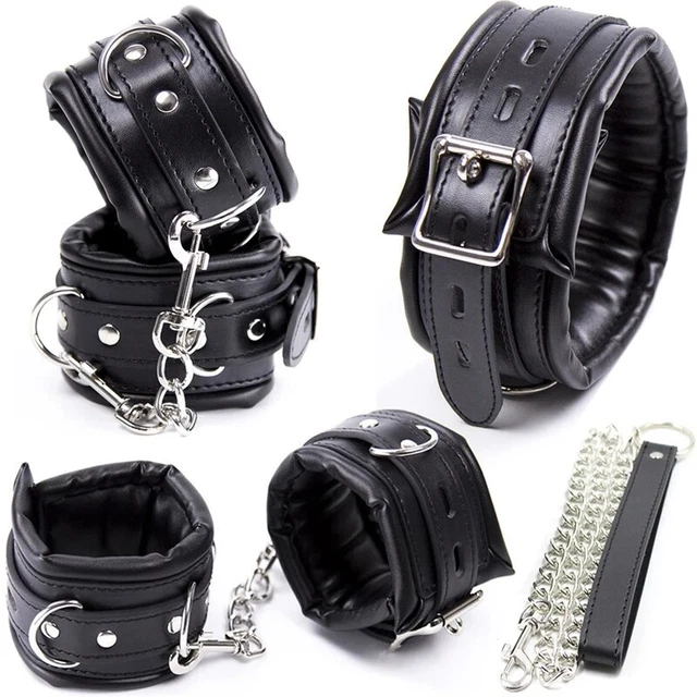 Jupe dentelle broder Stella Forest taille 36 Jupe dentelle broder Stella Forest taille 36