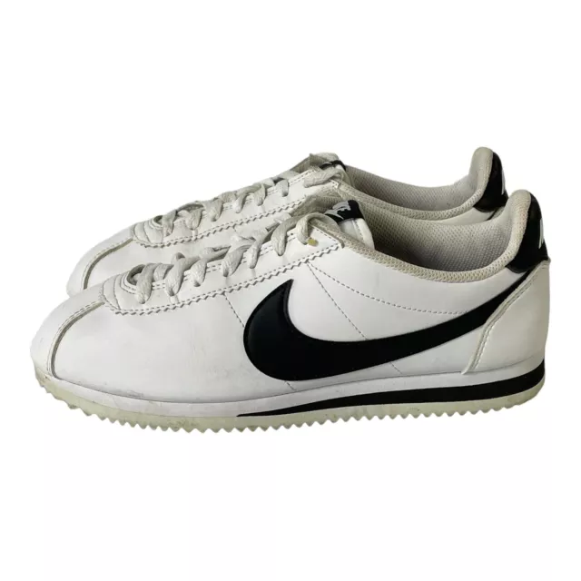 Nike Classic Cortez Women’s White Athletic Casual Shoes Sneakers 807471-101 Sz 8