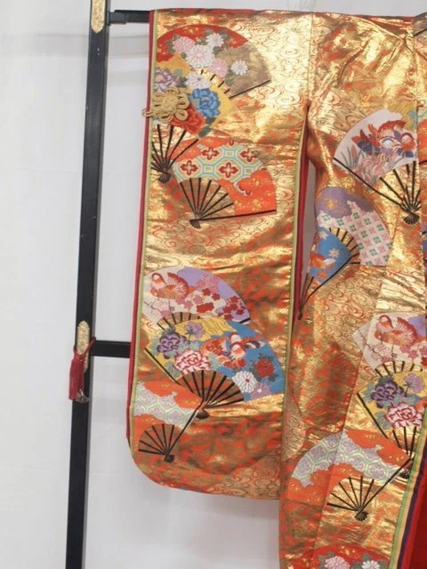 Japanese Kimono Uchikake Luxurious Wedding Pure Silk gold fan japan 3