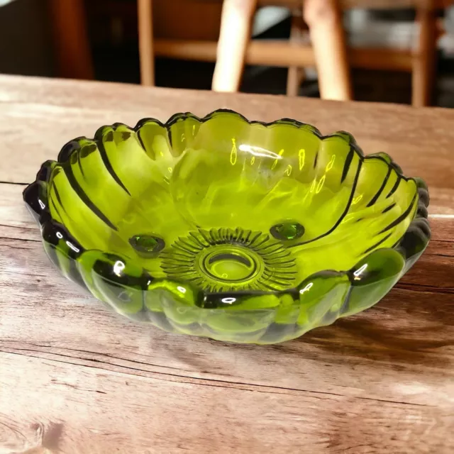 Indiana Glass Co Vintage Avocado Green Scalloped Sunflower MCM Footed Fruit Bowl