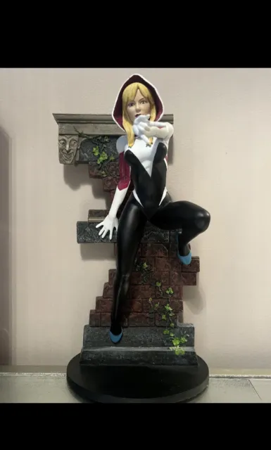 Marvel Gallery Unmasked SPIDER GWEN Statue Comic Con Exclusive Diamond Select
