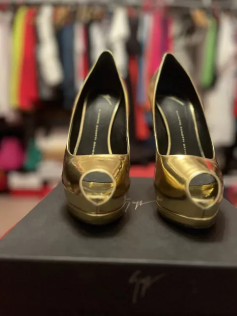 Giuseppe Zanotti Metallic Gold Sharon Peep Toe Platform Heels Size 40 / 10