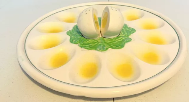 3 pcs set Deviled Egg Serving Platter Plate W Salt Pepper Shaker 10 1/4 " Vintag