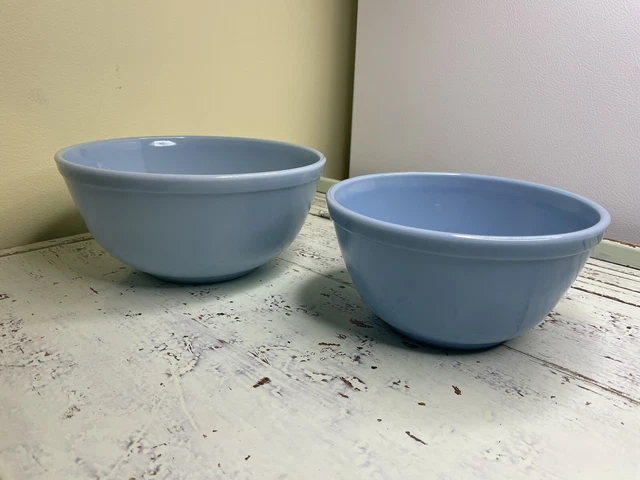 VINTAGE PYREX BLUE Delphite Mixing Bowls set of 2. 403 & 402 $130.00 ...