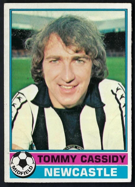 Topps - Footballers (Red, 1977) - #211 Tommy Cassidy, Newcastle