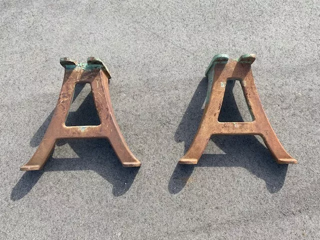 Antique Vintage Heavy Duty South Bend Lathe Cast Iron Legs Base Industrial
