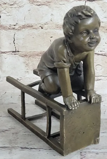 Caldo Scultura Vienna Bronzo Art Statuina Di Giovane Ragazzo Child Gioco IN Giro