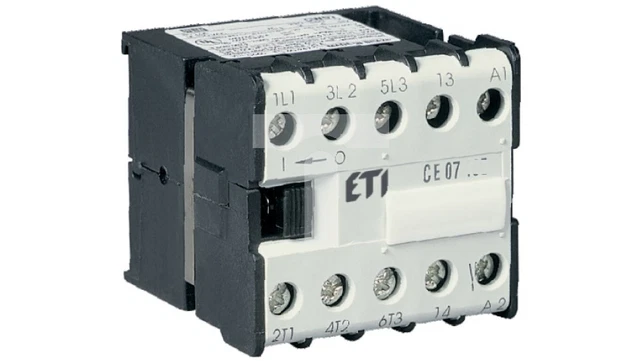 Miniature contactor 6A 3P 230V AC 0Z 1R CE07.01-230V-50 / 60Hz 004641013 /T2UK