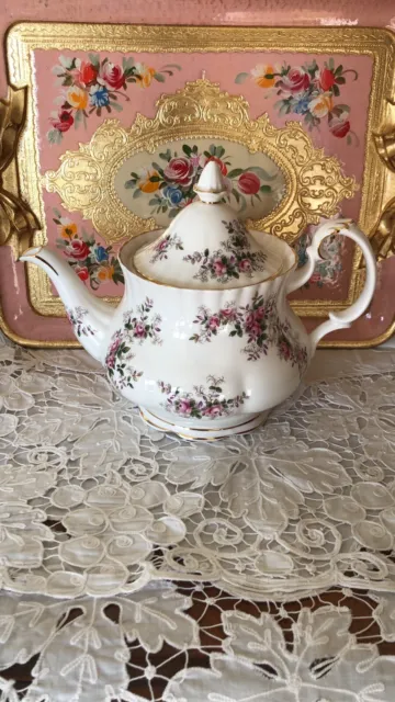 Royal Albert Lavender Rose Teapot - Large  Teapot -Vintage Made In England 1st