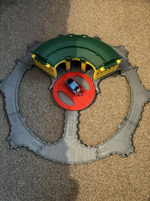 Thomas Rotating Set THOMAS & FRIENDS Adventures Tidmouth Sheds Rotating Turntable With ...