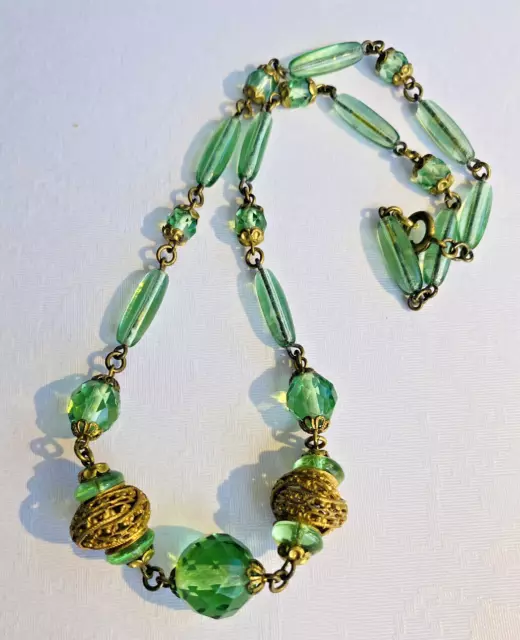 vintage Art Deco green Crystal Glass necklace goldtone filigree