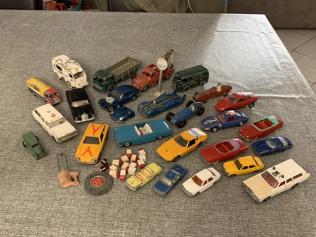 Gros lot de jouet ancien Dinky Solido CIJ …