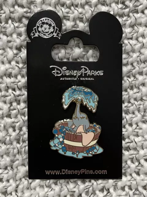 Disney Parks Dumbo Spraying Water Wooden Bath Time Bubbles Gold-toned 2008 Pin