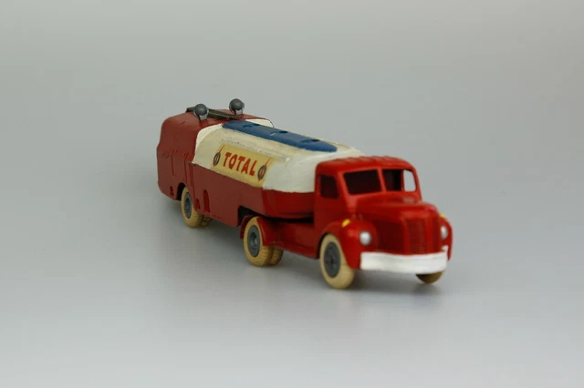 JRD BERLIET TLR Semi-remorque Citerne TOTAL Réf 121 – Modèle Réduit Collection, Bon état