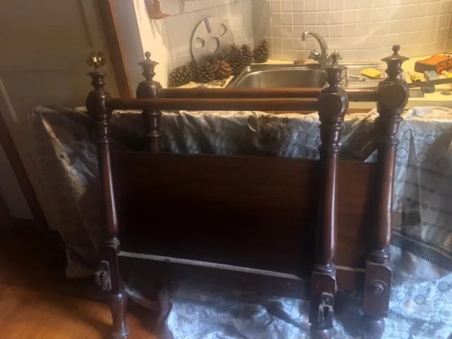 Antique single 4 poster wooden bed