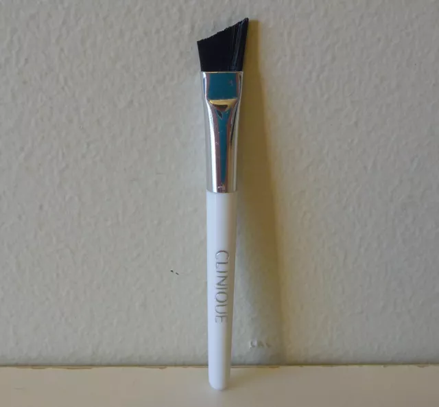 CLINIQUE Angled Eye / Brow Liner Brush, small Size, Brand New! Free Postage