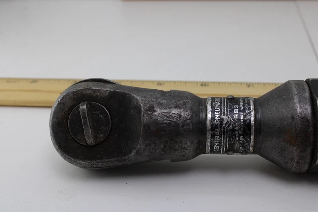 Central Pneumatic 283 3/8" Drive  Pneumatic Air Ratchet Wrench Tested 2