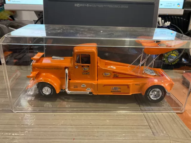 AMT Tyrone Malone's Super Boss Thermo King Diesel Team Truck Built w/showcase.