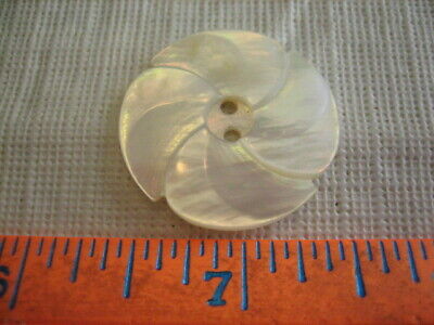 Vintage Medium 1-1/16" Carved White Mother Of Pearl MOP Shell Button - Z16