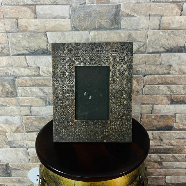 Antique Style Wood Picture Frame Photo Frame Hand Made embossed in Brass sheet