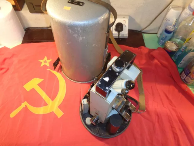 A003 Vintage 2T5K Teodolite con Custodia CCCP Russo Sovietico URSS