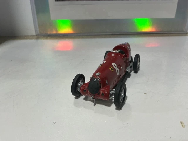 SOUTH EASTERN 1/24 Alfa Romeo Tipo B P3 Model with Ferrari