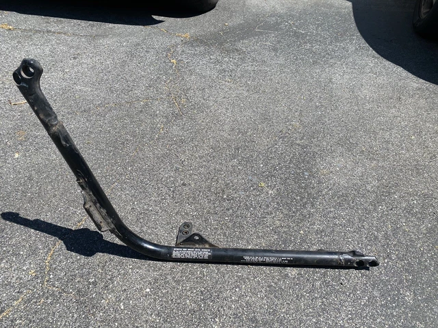 1986 1987 Suzuki Intruder VS700 VS 700  right lower frame rail subframe black