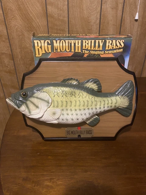 Big Mouth Billy Bass – Le Poisson Chanteur (Gemmy) – 'Take Me To The River' / 'Don't Worry, Be Happy'