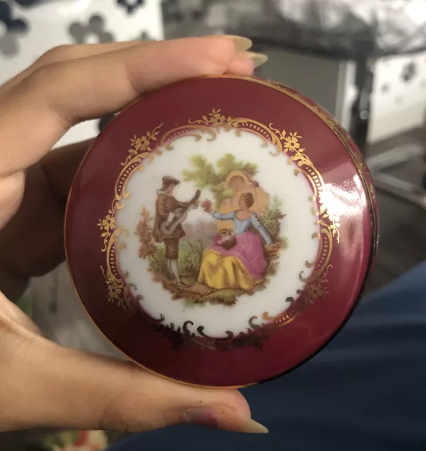 Limoges Castel Porcelain Oval Hinged Trinket Box Made in France Fragonard Lovers