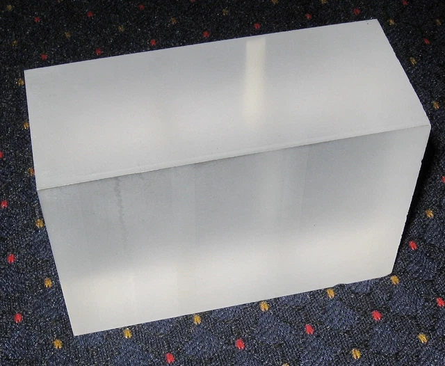 Square Solid Acrylic block 750 gram, Plexiglass, Perspex, 4.8" x 3.3" x 2.1"
