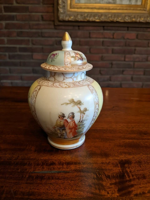 6"  Meissen Grossbaum and Sons Jar Lidded Vase Urn Grossbaum Dresden 1892-1914