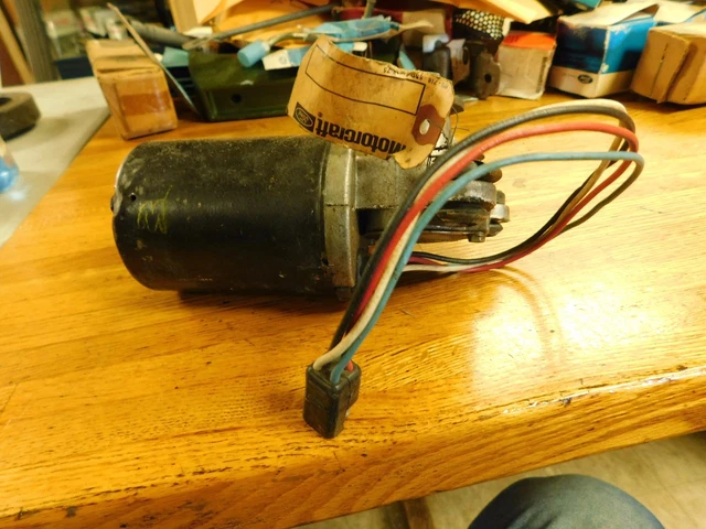 Front Windshield Wiper Motor For 1987-1993 Ford Mustang & Cobra - 2-Plug, OEM Style