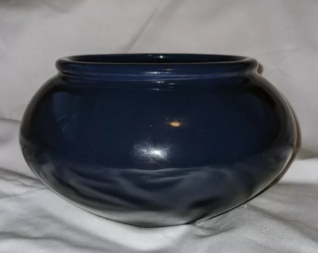 Mid-century Haeger Pottery 3175 Navy Cobalt blue vase potter vintage 1986