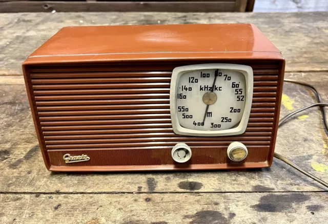 Vintage Radio Graetz Super 290 WF