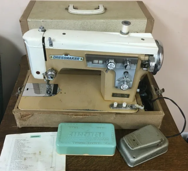 Máquina de coser de precisión modelo MZ DeLuxe ZigZag #94829 (Japón)