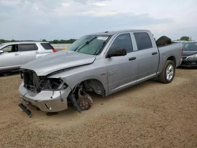 Used Rear Back Glass fits  2020 Ram Dodge 1500 pickup fixed non-heated Rear Grad