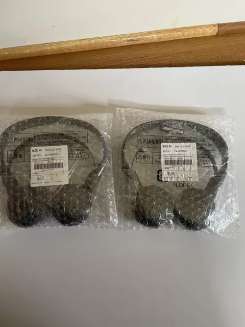 NEW Honda Odyssey 2008 Entertainment Wireless Headphones  Lot Of 2, OEM