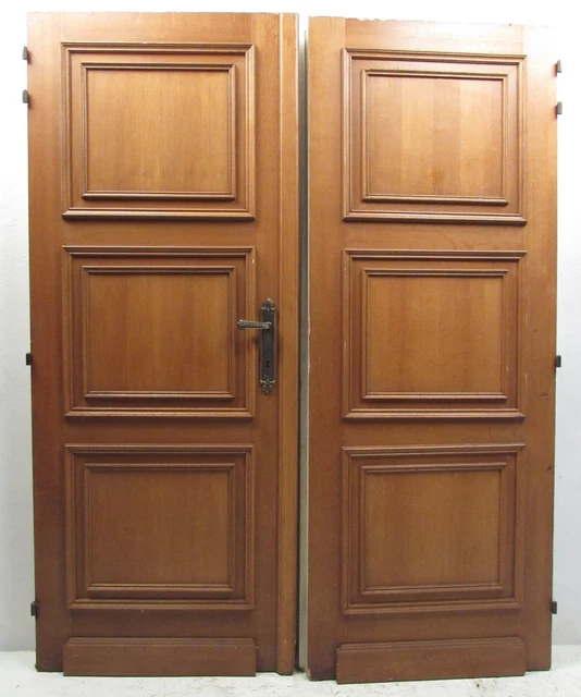 Pair of Vintage Antique Pitch Pine Doors (2977)NJ