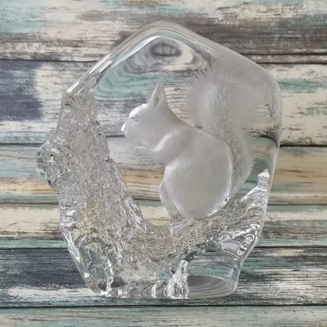 Vintage Mats Jonasson Sweden Full Lead Crystal Paperweight Squirrel  Signed