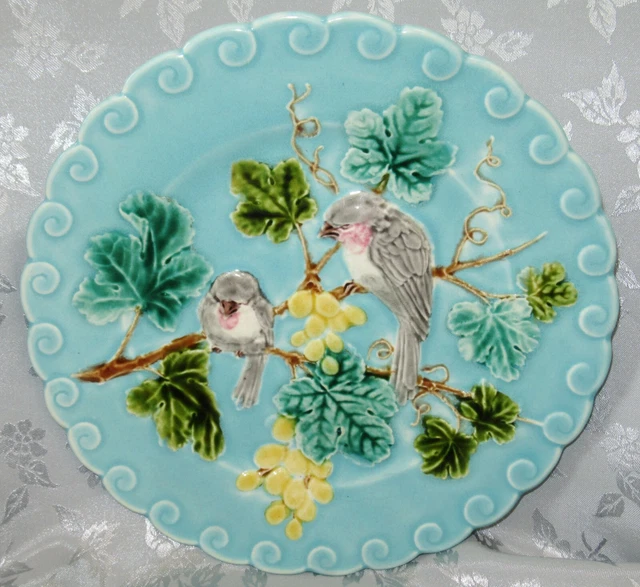 Antique French Majolica Sarreguemines Plate With Birds And White Grapes