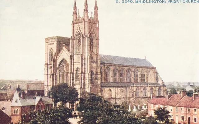 "Bridlington. Priory Church" Yorkshire. UK. Vintage Postcard. *Worldwide ship*