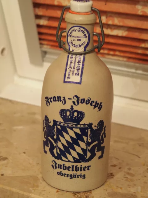 ***Bierflasche**Franz-Joseph Jubelbier obergärig***0,5 L***Steingut****Sammlerst