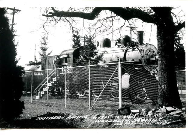 Southern Pacific Train Engine-Woodburn-Oregon-RPPC-Vintage Real Photo Postcard