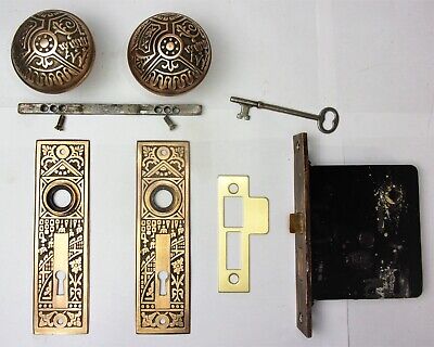 Antique Set EASTLAKE VICTORIAN AESTHETIC Backplates Door Knob Mortise Lock w Key 2