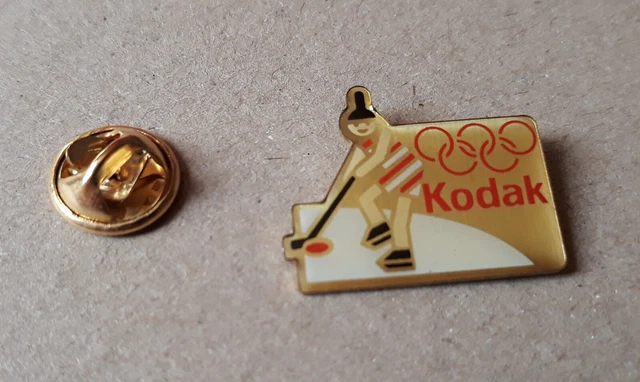 Pin's Jeux Olympiques Albertville 92 – Époxy Doré, 1,4 Cm, Signé SP