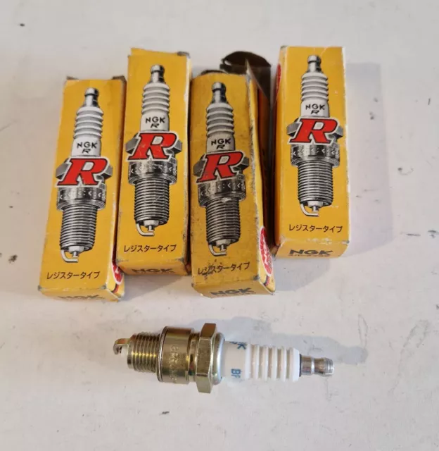 Candela NGK adatta Yamaha PW50, Honda QR50, Suzuki LT50 Quad (7823) BPR4HS